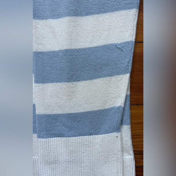 Striped Pocket Tunic Sweater - Picture 6 of 7